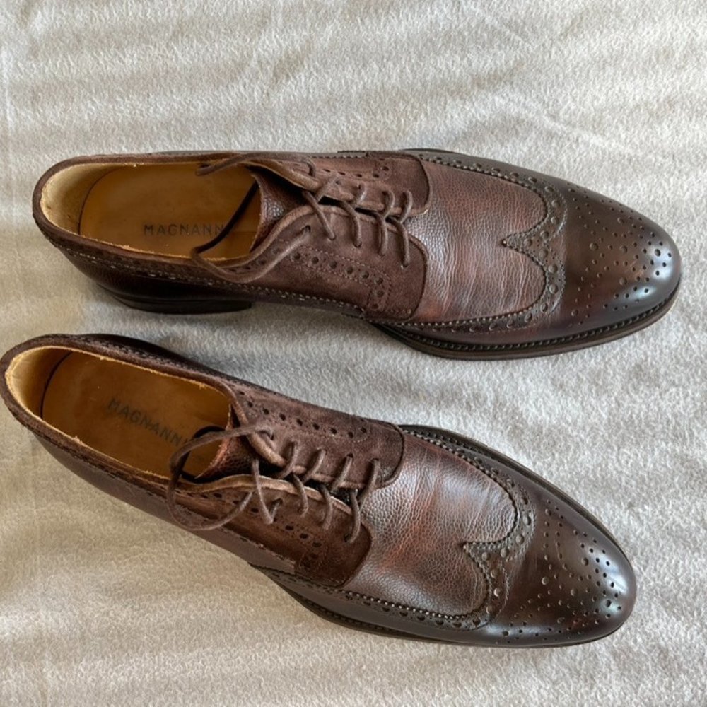 Magnanni Wingtip Dress Shoe Suede Upper Size 10